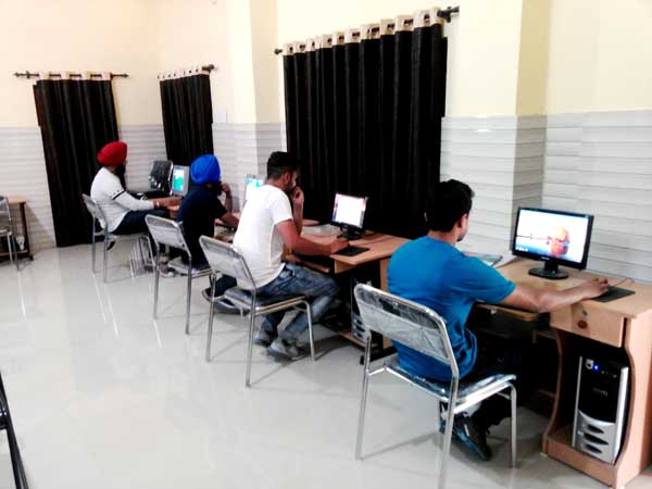 Computer Lab @ Saini Bar College, Bulhowal